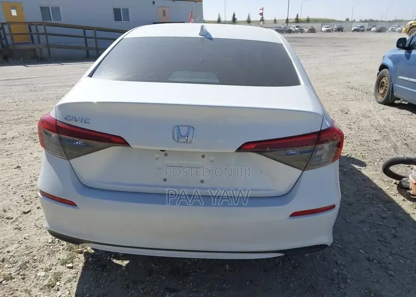 Honda Civic EX 2022 White