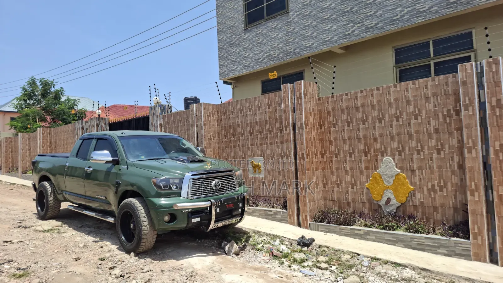 Toyota Tundra 2010 Green