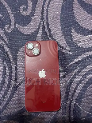 Apple iPhone 13 128 GB Red