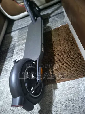 Xiaomi Scooter 4 Kick Scooter. Very New