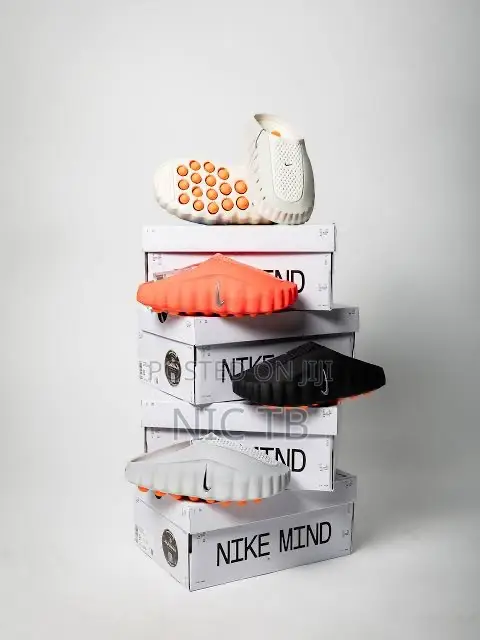 Nike Mind 001