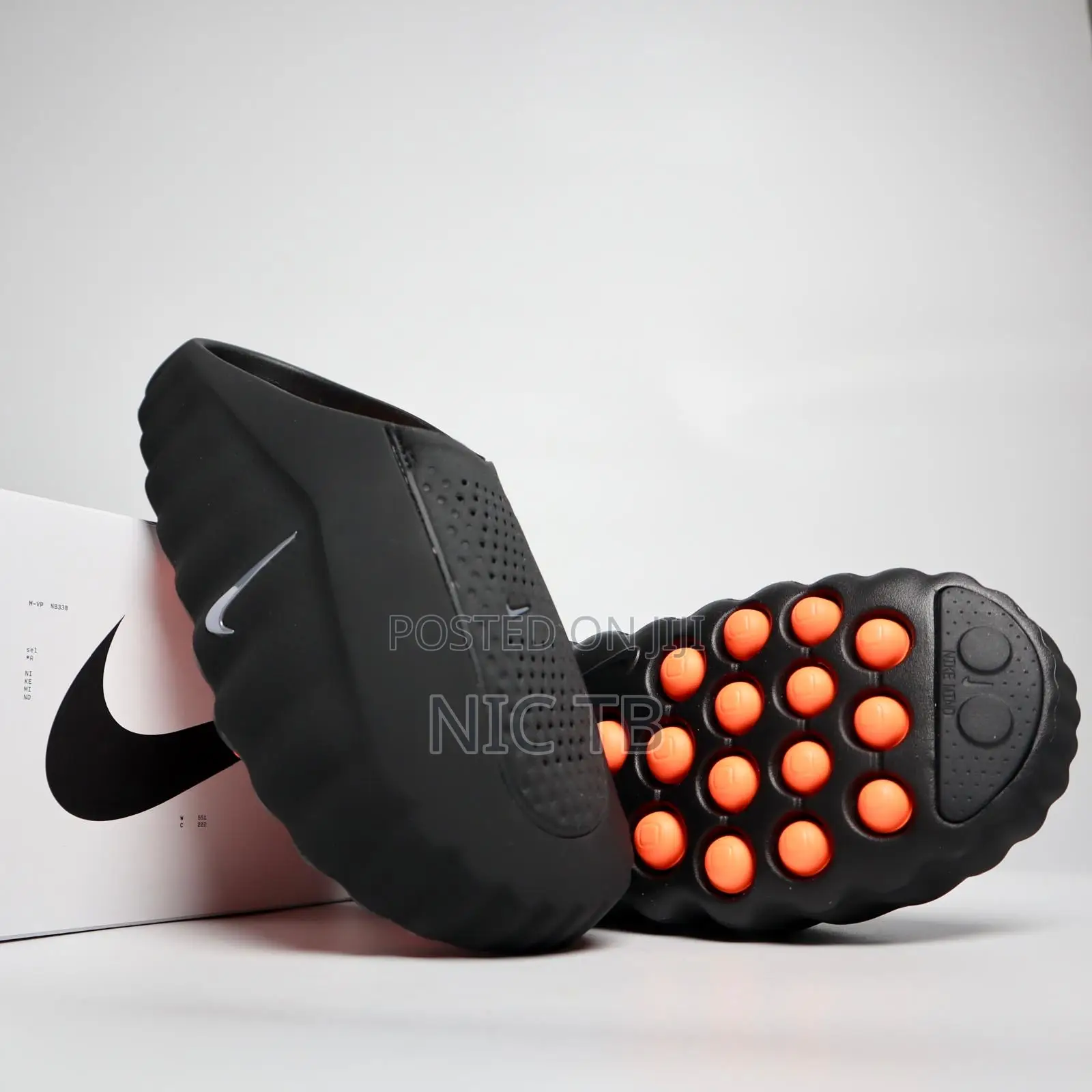 Nike Mind 001