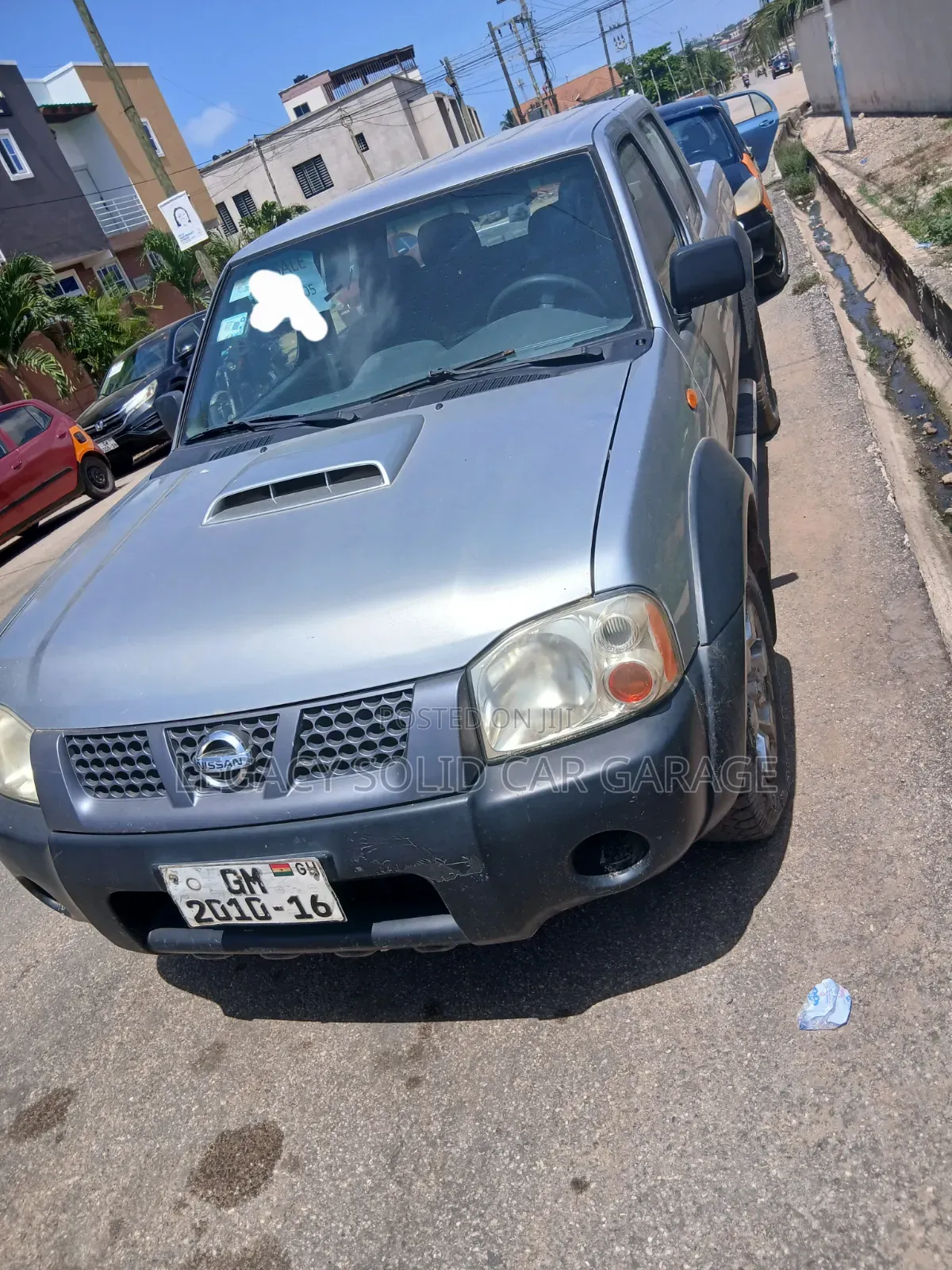 Nissan Hardbody 2008 Silver