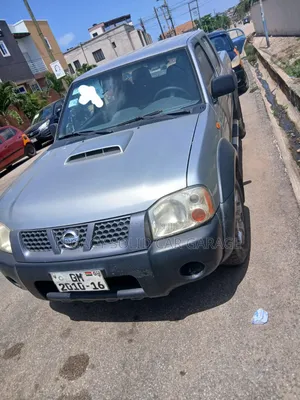 Nissan Hardbody 2008 Silver