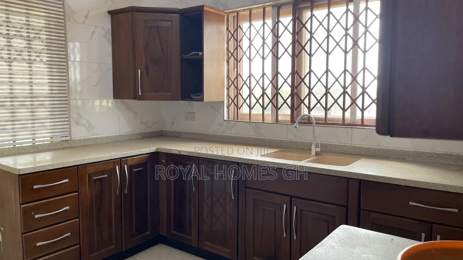2bdrm Apartment in Royal Homes Gh, East Legon for rent