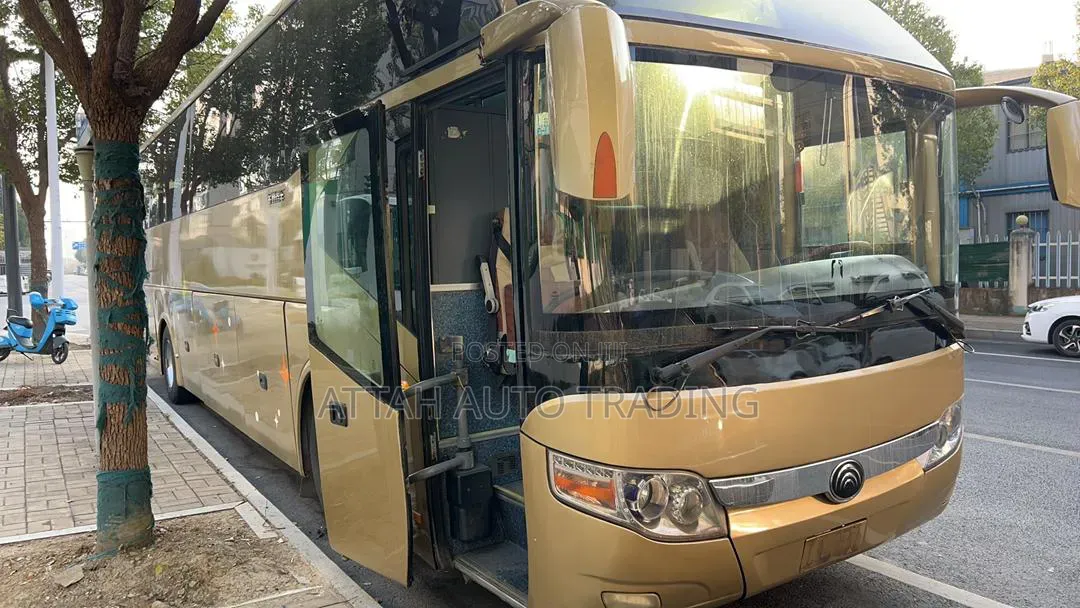 Yutong Sightseeing Bus 2015 Brown