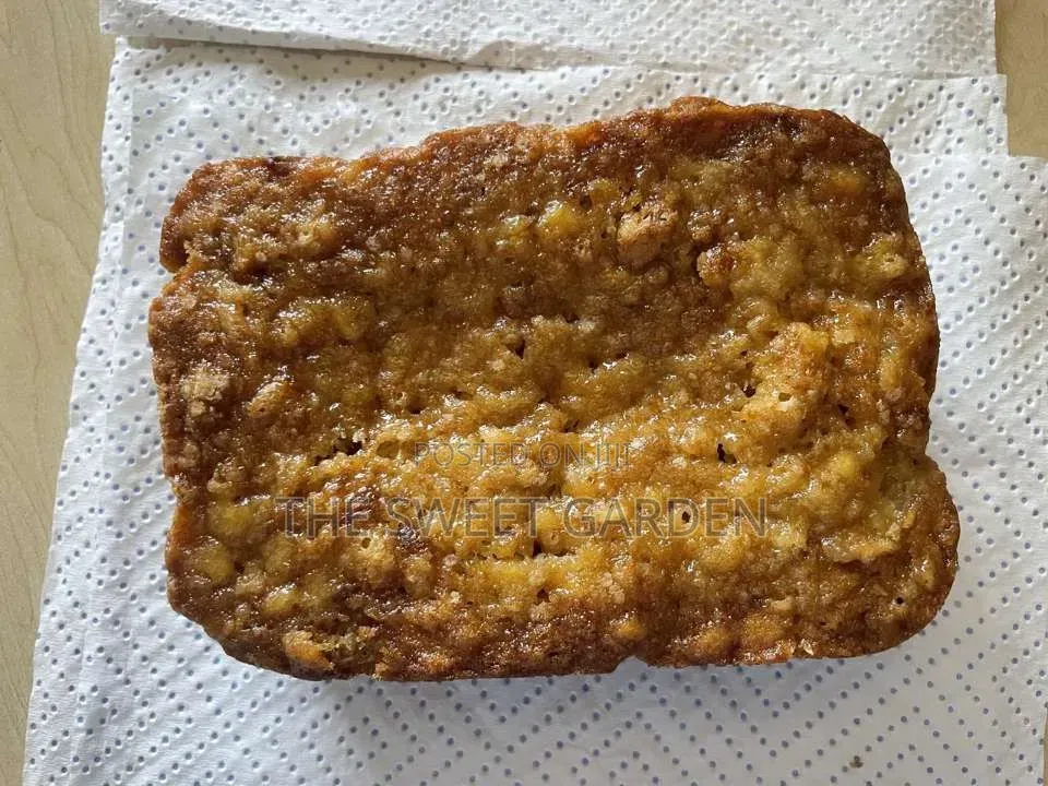 Freshly Baked Moist Banana Bread(Medium Size)