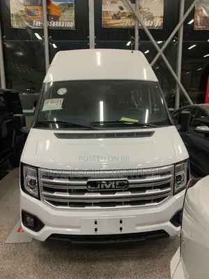 New Bus 2025 White
