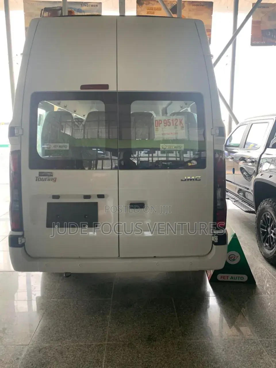 New Bus 2025 White