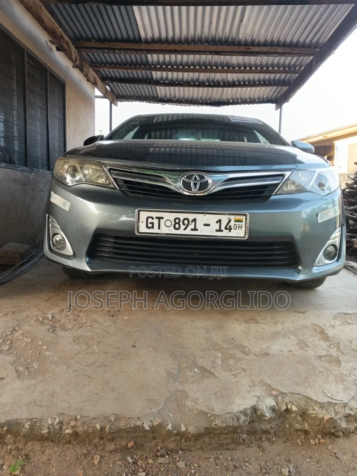 Toyota Camry LE 4dr Sedan (2.5L 4cyl 6A) 2012 Gray