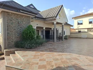 2bdrm Apartment in Ahodwo  Sokoban, Kumasi Metropolitan for rent