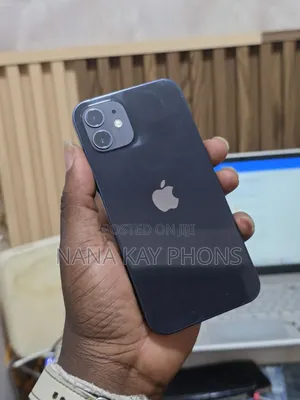 Apple iPhone 12 64 GB Black