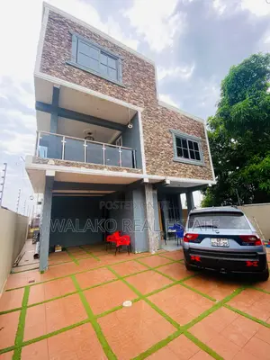 4bdrm House in Lapaz for rent