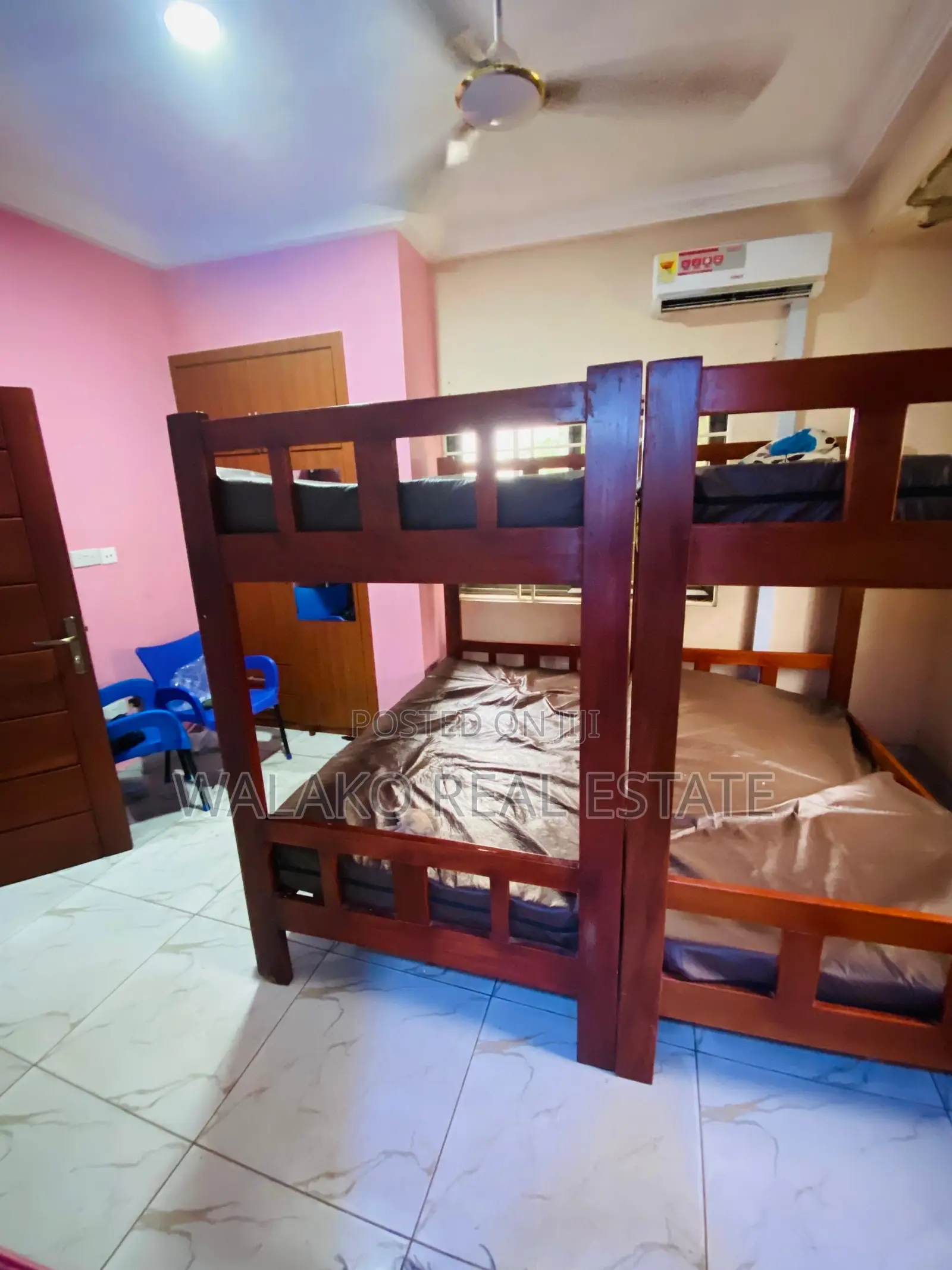 4bdrm House in Lapaz for rent