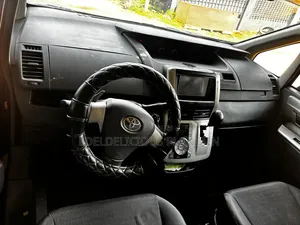 Toyota Voxy 2010 Black