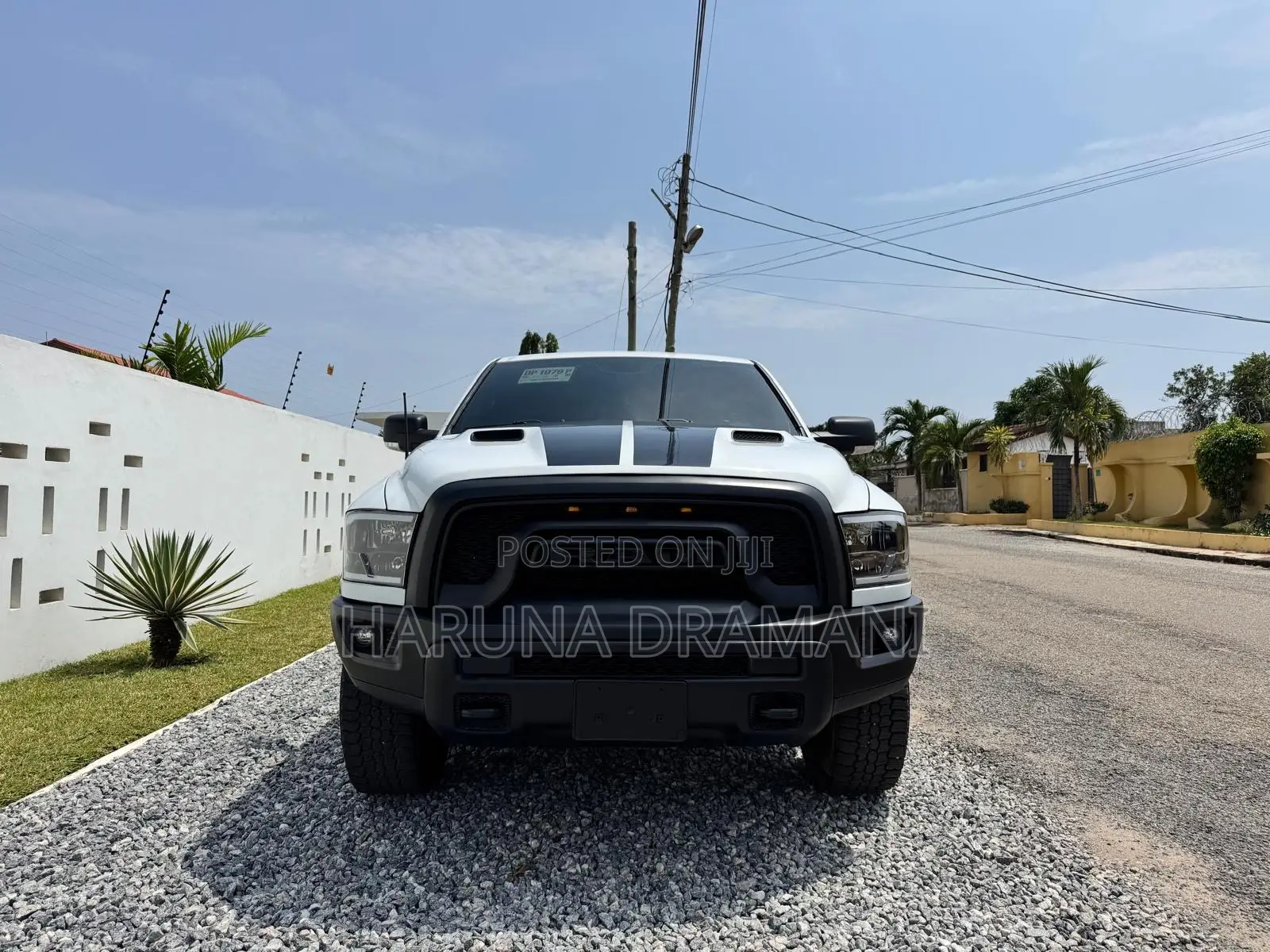 RAM 1500 Laramie Crew Cab 4WD 5.6 ft SB 2023 White