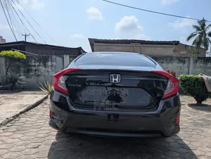Honda Civic 2018 Black
