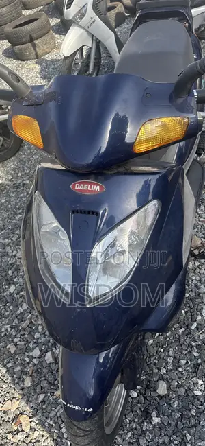 Daelim NS 125 DLX 2002 Blue