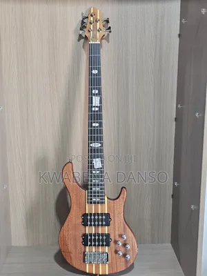 Smiger G-B50-T5 5 Strings Bass Guitar