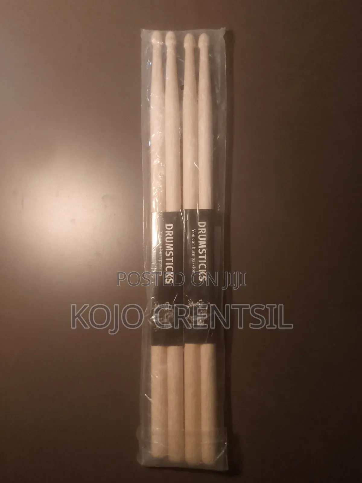2 Pairs of Drum Sticks