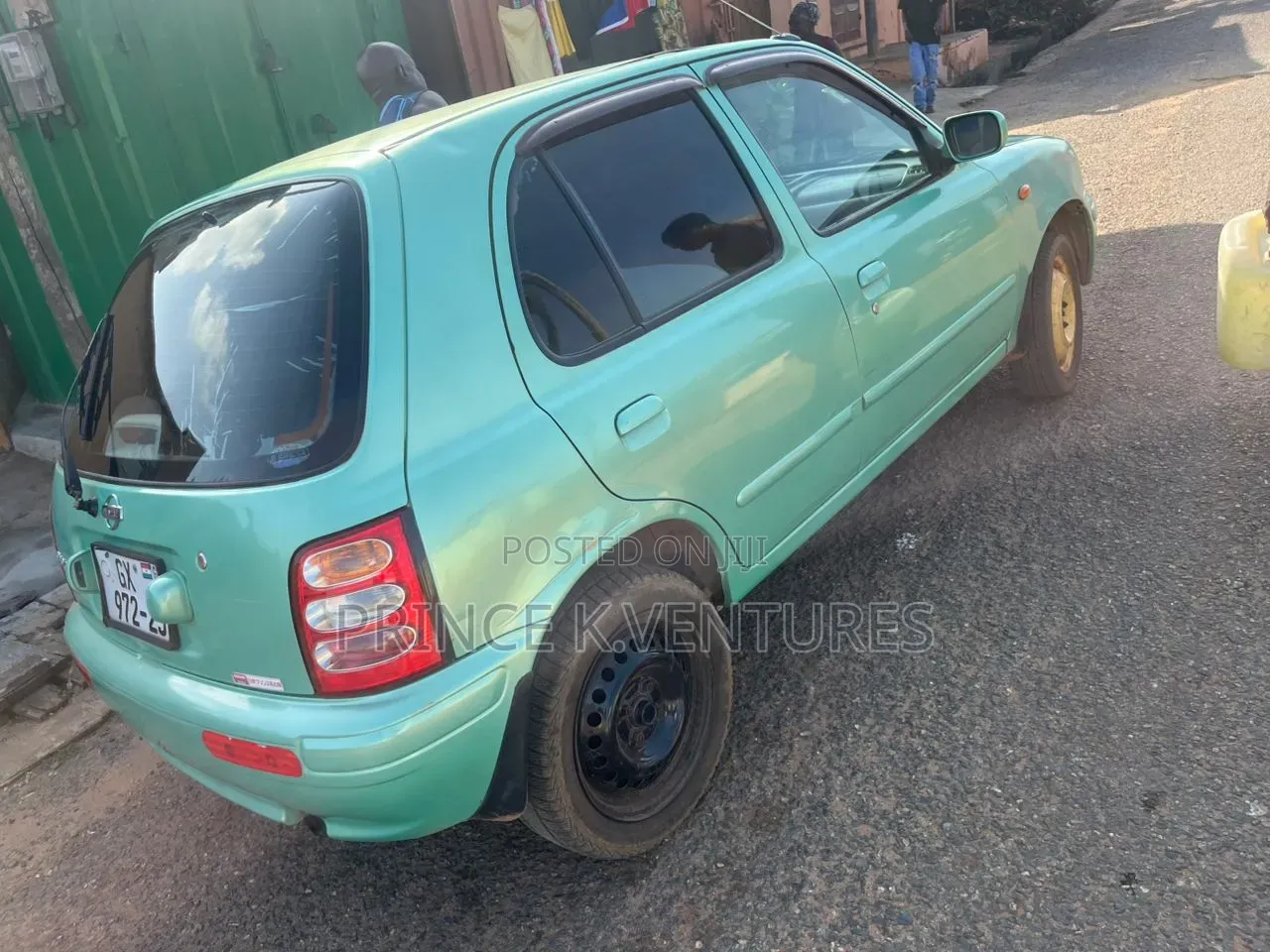 Nissan March 1.2 FWD 2005 Green