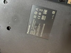 Panasonic 40inches Smart Tv