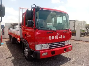 Hyundai 5ton (8 Holes Big Light)