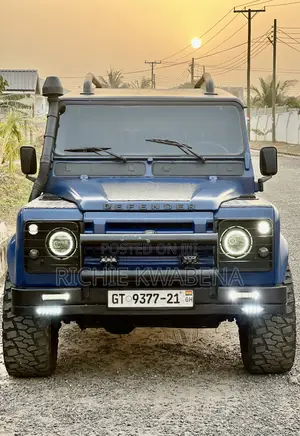 Land Rover Defender 2002 Blue