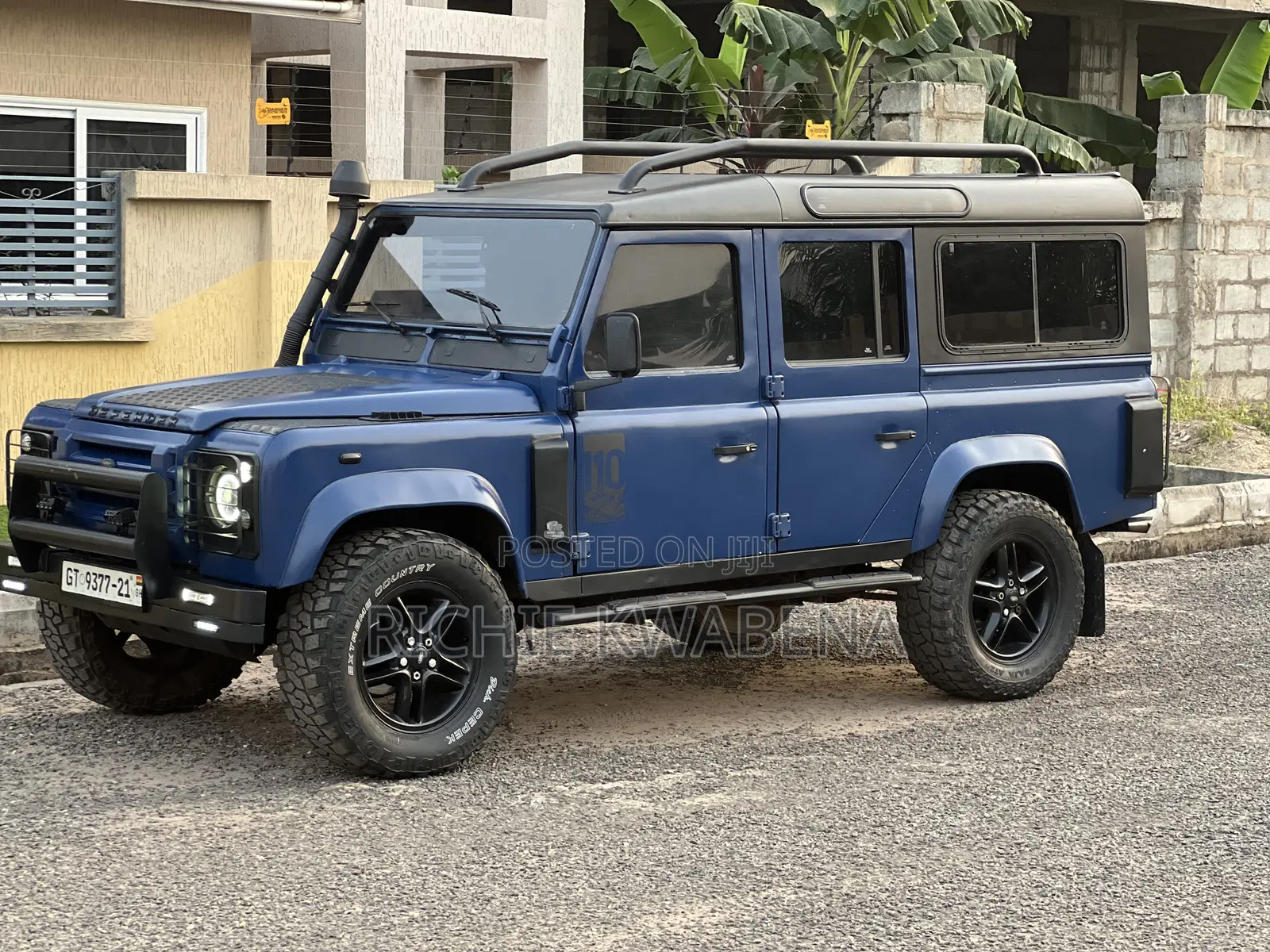 Land Rover Defender 2002 Blue