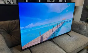 Hisense 55inches Qled Smart 4kuhd.
