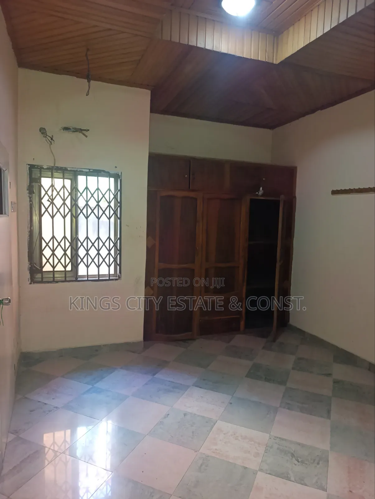 3bdrm Apartment in Whitehouse, Pokuase for rent