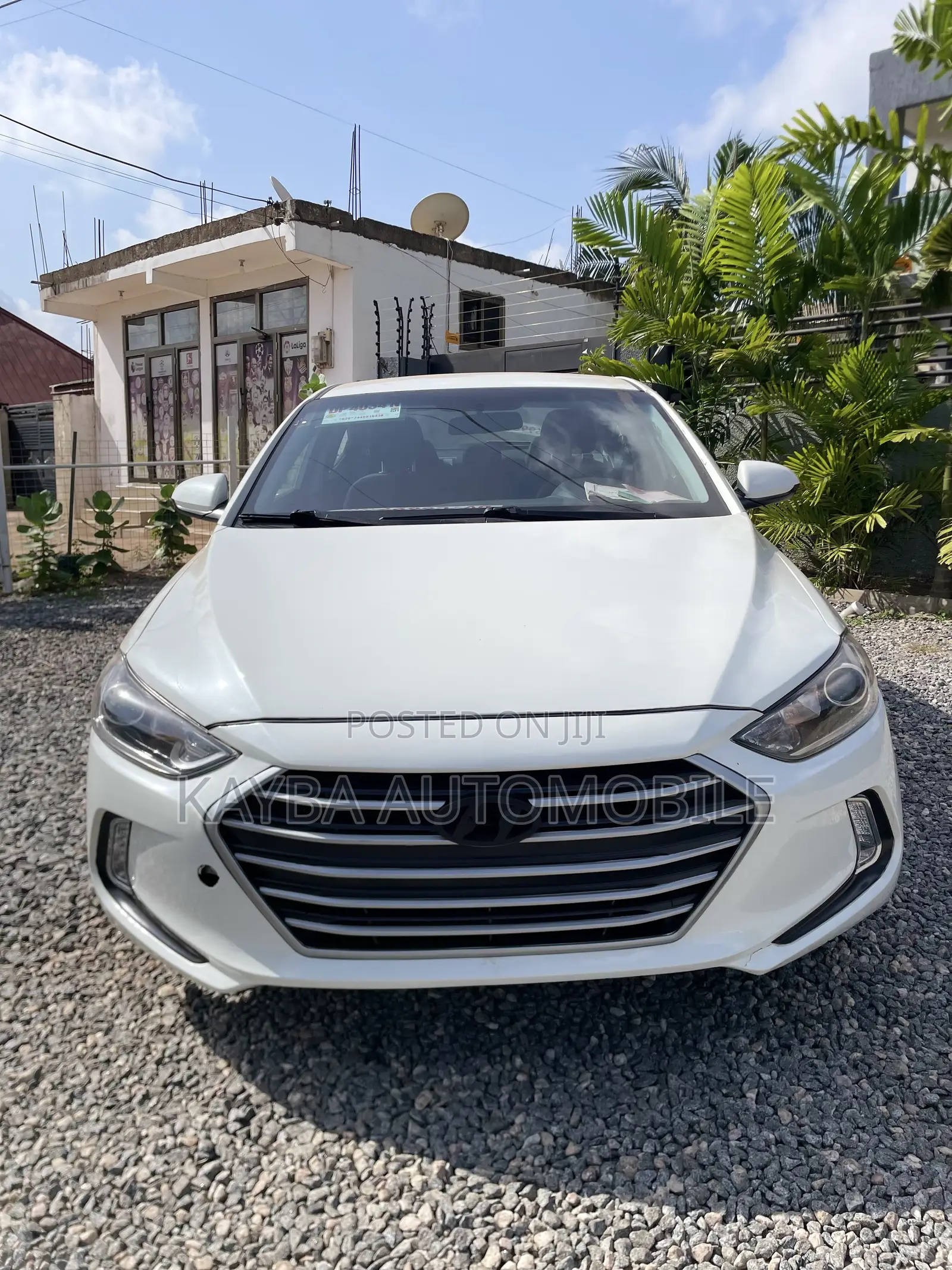 Hyundai Elantra 2017 White