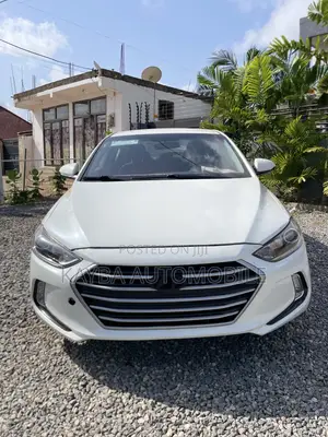 Hyundai Elantra 2017 White