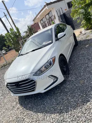 Hyundai Elantra 2017 White