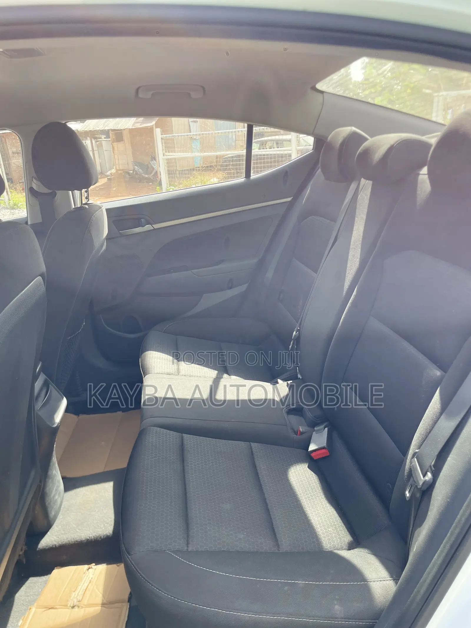 Hyundai Elantra 2017 White
