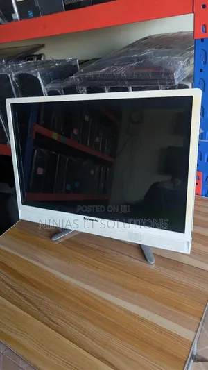 Desktop Computer Lenovo 8GB Intel Core i7 HDD 500GB