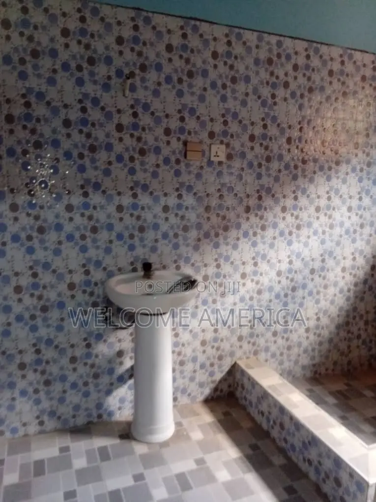 Furnished 1bdrm House in Auntie Aku for rent