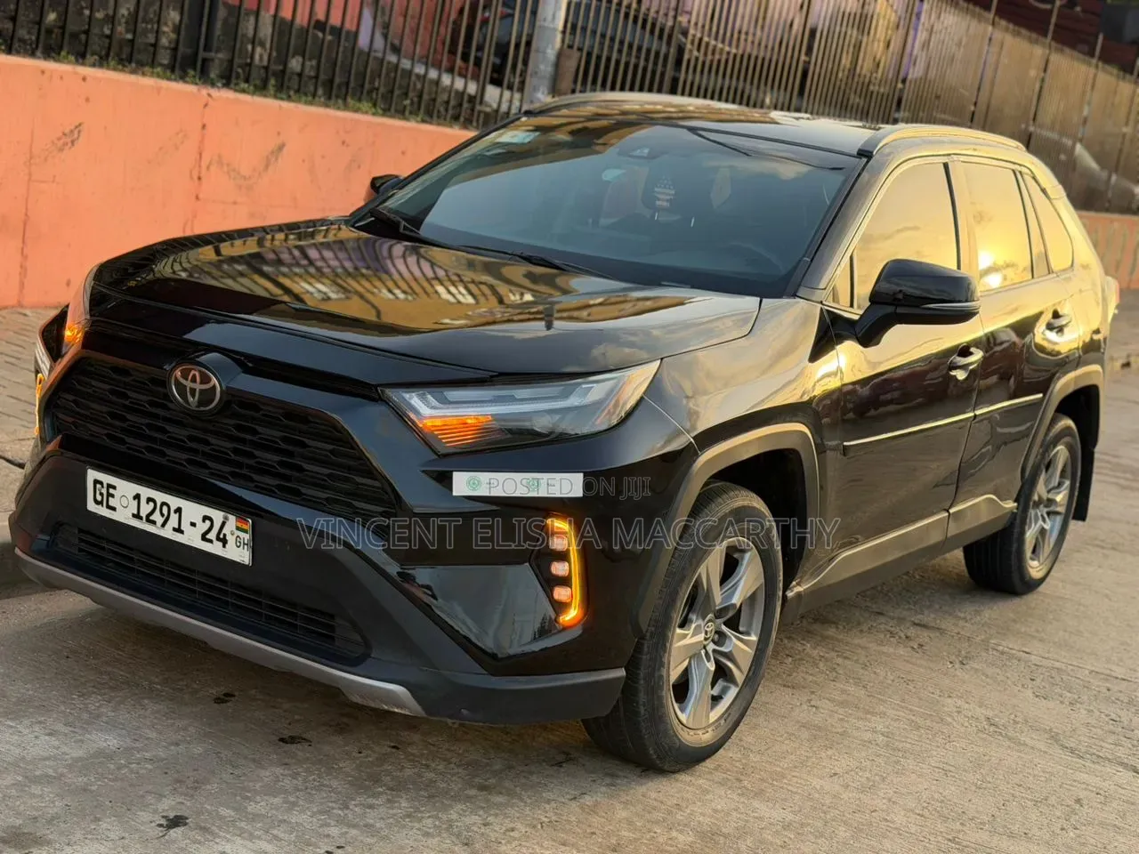 Toyota RAV4 2022 Black