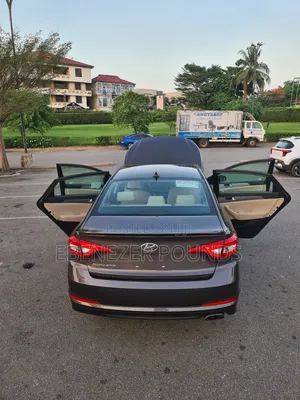 Hyundai Sonata Limited Sedan FWD (2.4L 4cyl 6A) 2017 Brown