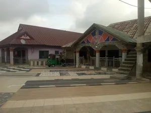 Furnished 12bdrm Apartment in Kumasi Metropolitan for sale