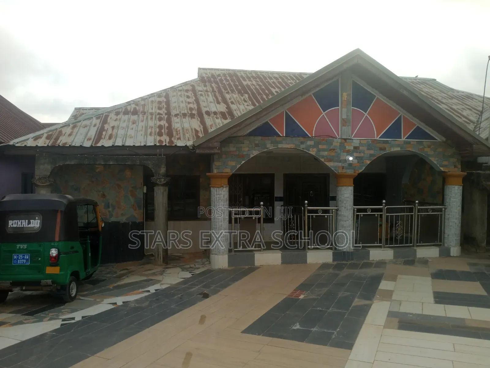 Furnished 12bdrm Apartment in Kumasi Metropolitan for sale