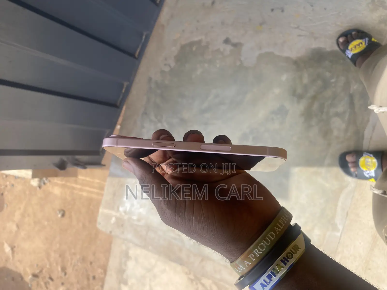 Apple iPhone 15 128 GB Pink