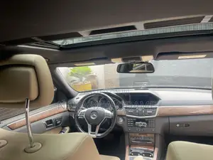 Mercedes-Benz E350 Base 4Matic Sedan AWD (3.5L 6cyl 7A) 2013 Blue