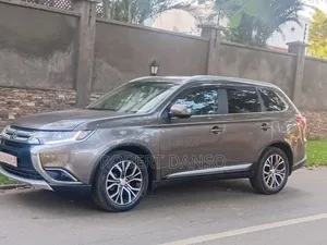Mitsubishi Outlander SEL AWC 2018 Gray