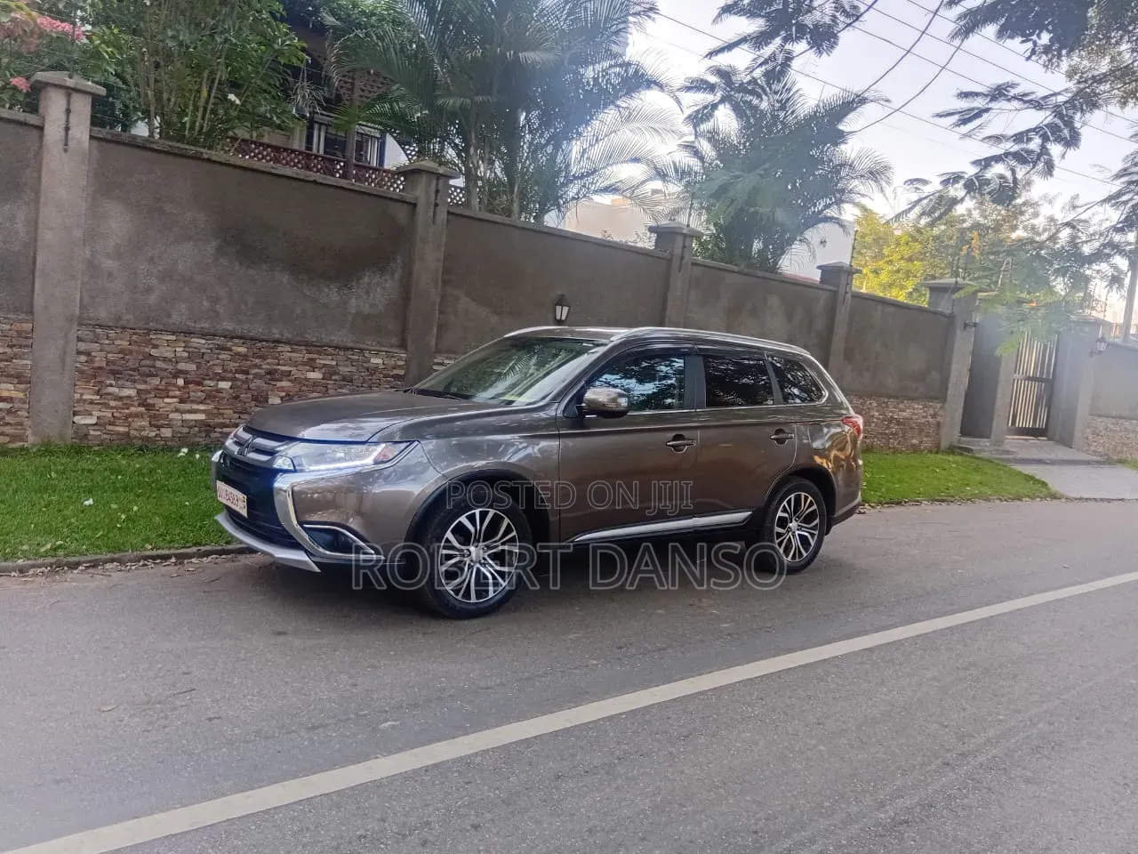 Mitsubishi Outlander SEL AWC 2018 Gray