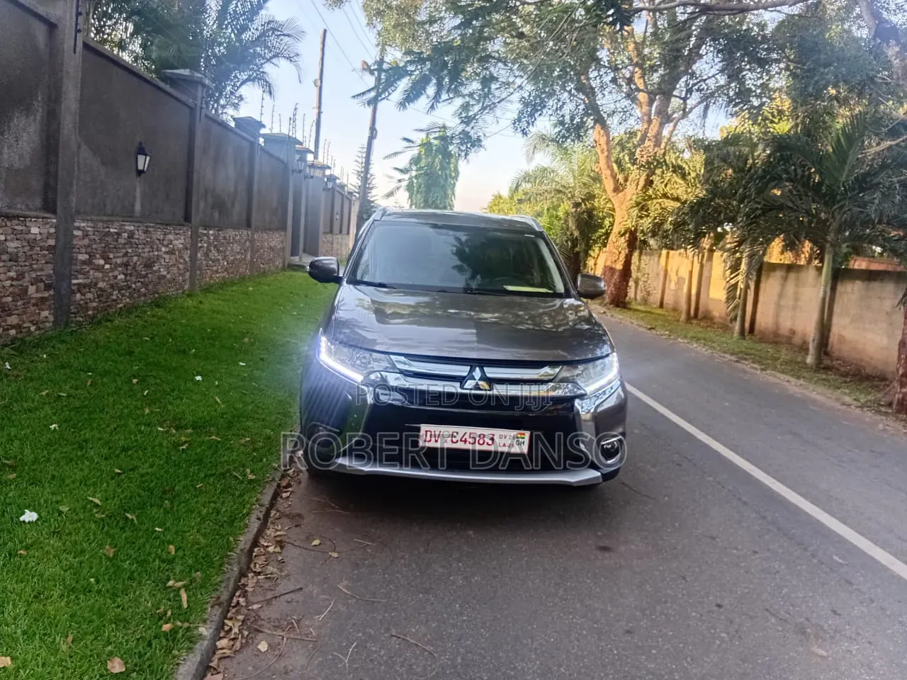 Mitsubishi Outlander SEL AWC 2018 Gray