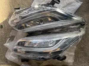 Toyota Rush 2017,2018,2019,2020, Headlight Available
