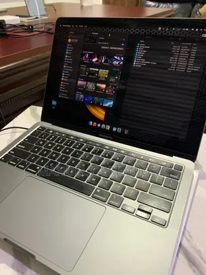 Laptop Apple MacBook Pro 2020 16GB Intel Core i5 SSD 512GB