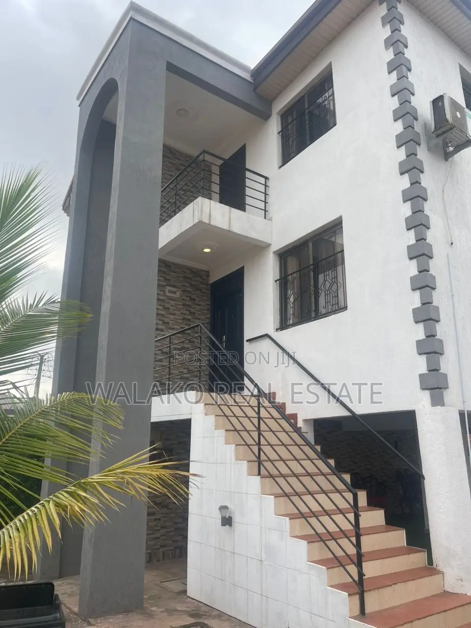 6bdrm House in Ofankor for sale