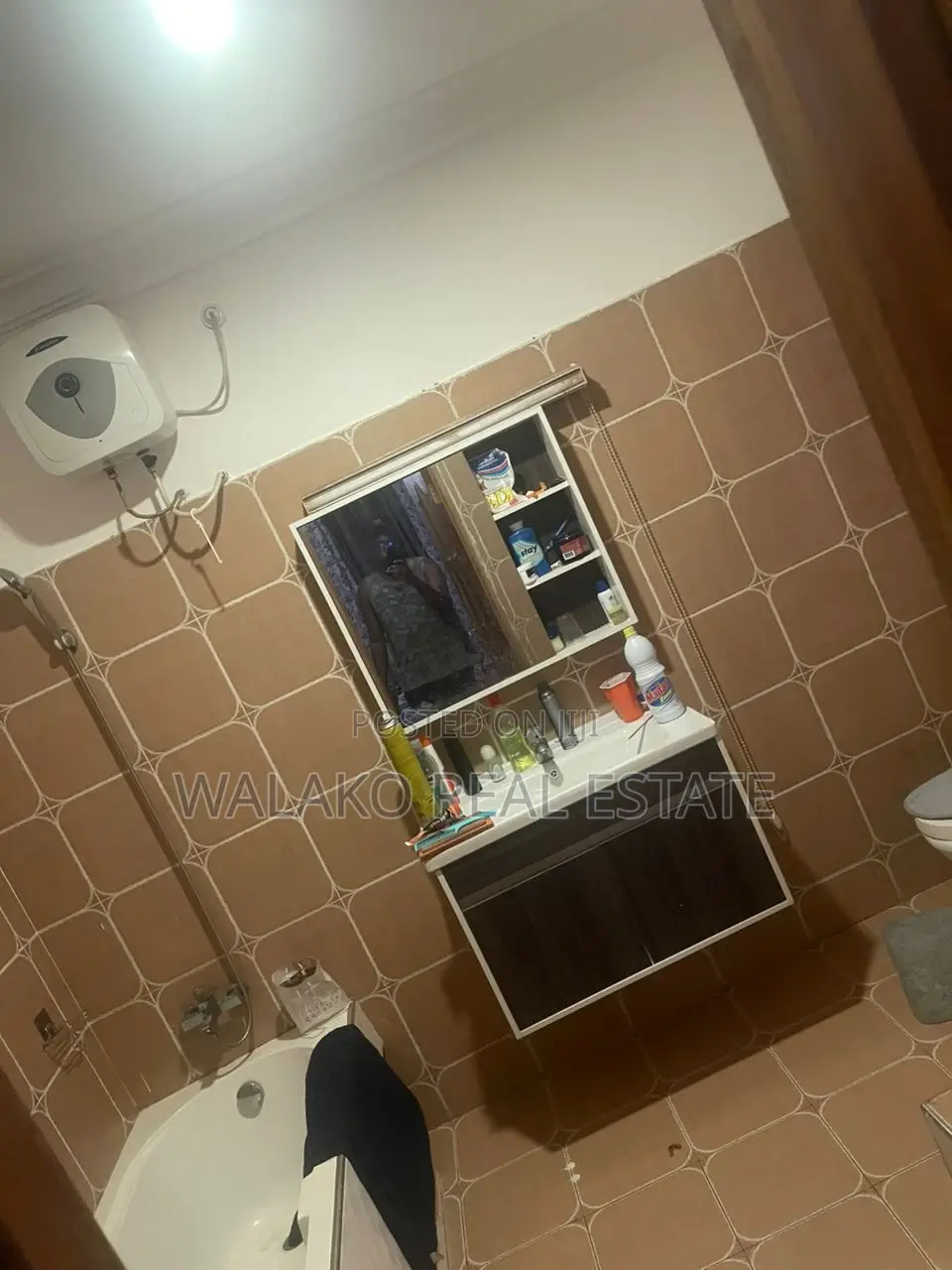 6bdrm House in Ofankor for sale
